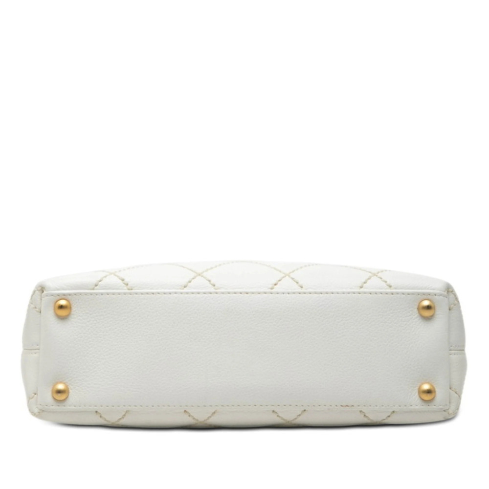 CHANEL White Leather Logo Tote Bag - Picture 3 of 6